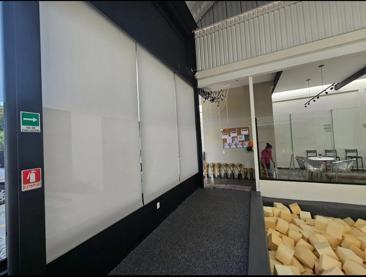 Screen/Malla solar